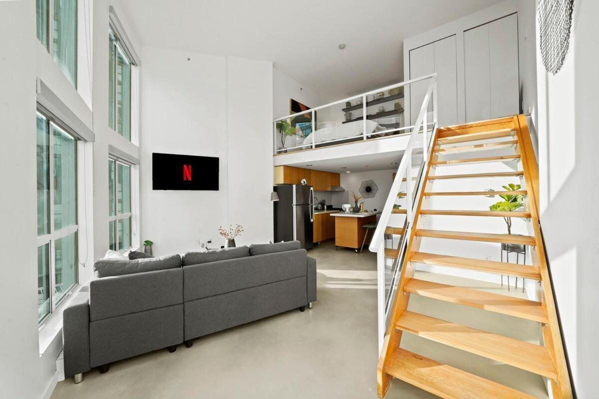 The Urban Loft Nest Apartment Vancouver Exterior photo